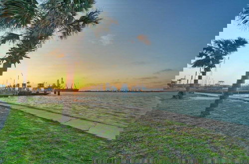 Foto 57 - Reel Life Dreams by Avantstay Pool + Near Beach!