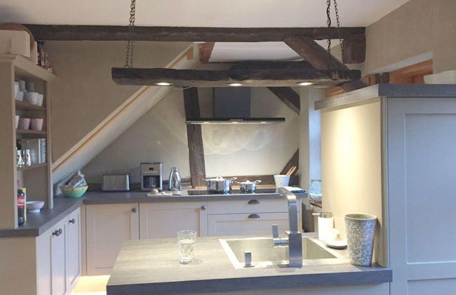 The old Cobbler House - Photo 5