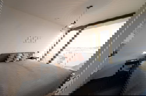 Foto 5 - Bright Apartment on the First Floor