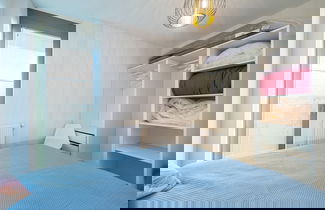 Foto 2 - Bright Apartment on the First Floor