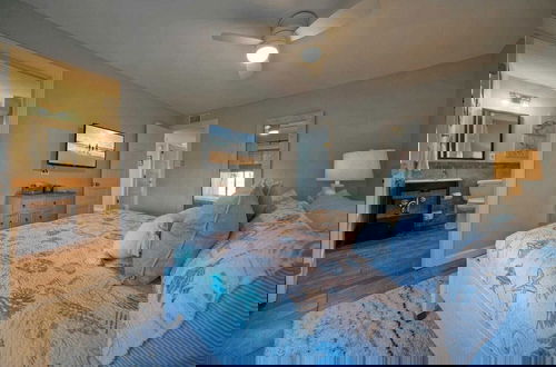 Foto 32 - Sleeps 22 3 Condos in Beachfront Complex w/ Pool, Pickleball Island Retreat