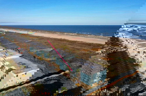 Foto 56 - Beachfront, Patio w/ Dune View, 2 Pools, Pickleball Cravin Waves by Avantstay