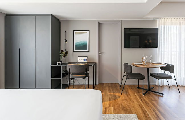 Studios Rio Branco by Viva - Prédio moderno, aptos com cama king-size no centro de Floripa - Foto 8