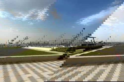 Foto 45 - Modern 1 BR Golf Vita Damac Hills 1