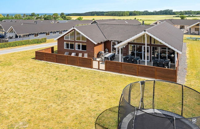 18 Person Holiday Home in Bogense - Foto 35