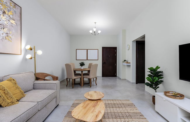Waves - Stylish 1BR Close to IMG World & Global Village - Foto 12