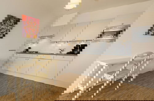 Photo 3 - Modern Apartment, at Just 500 m. From Scheveningen
