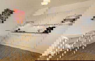 Photo 3 - Modern Apartment, at Just 500 m. From Scheveningen