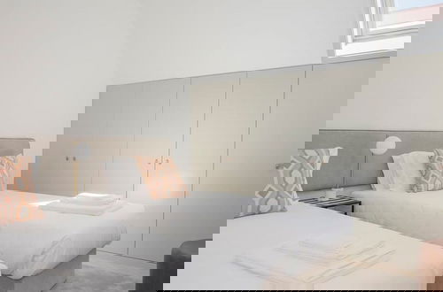 Foto 2 - Liiiving in Porto Luxury Beachfront Apartment V