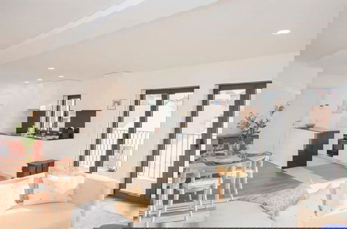 Photo 9 - Liiiving in Gaia - Cooper Residence Apartment
