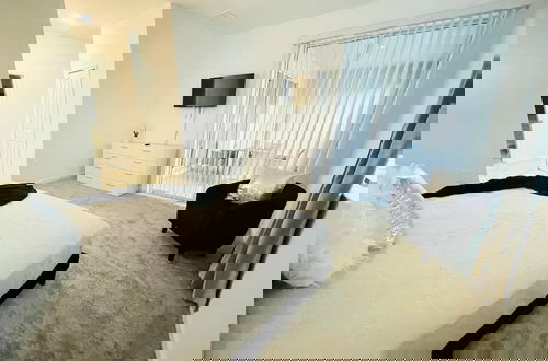 Foto 11 - Brand New Condo at Champion Gate With Golf View, Near Famous Attractions