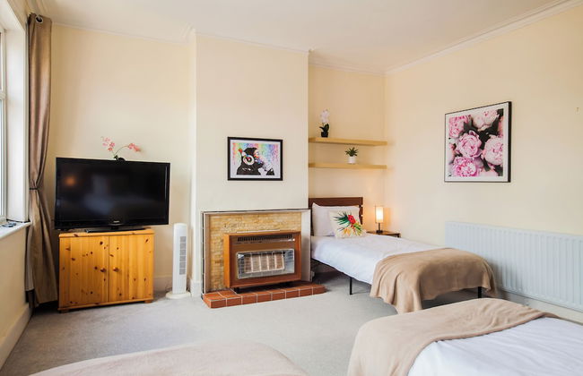 Comfy Kingston Central Garden House & Free Parking - Foto 7