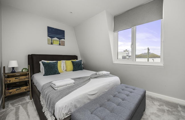 Sunset Townhouse With Free Parking - Photo 10