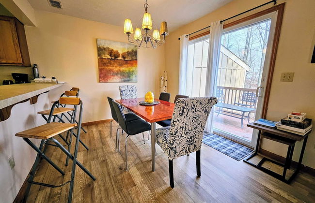 Summit Serenity by Avantstay Central Location w/ Mountain Views & Deck - Foto 9