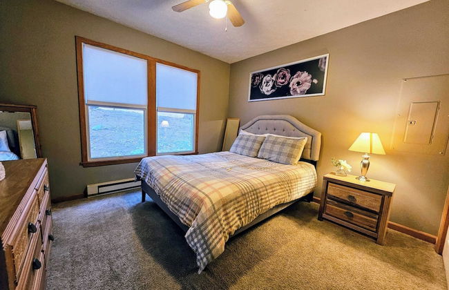 Summit Serenity by Avantstay Central Location w/ Mountain Views & Deck - Foto 5