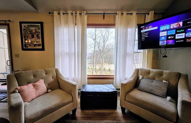 Summit Serenity by Avantstay Central Location w/ Mountain Views & Deck - Foto 11