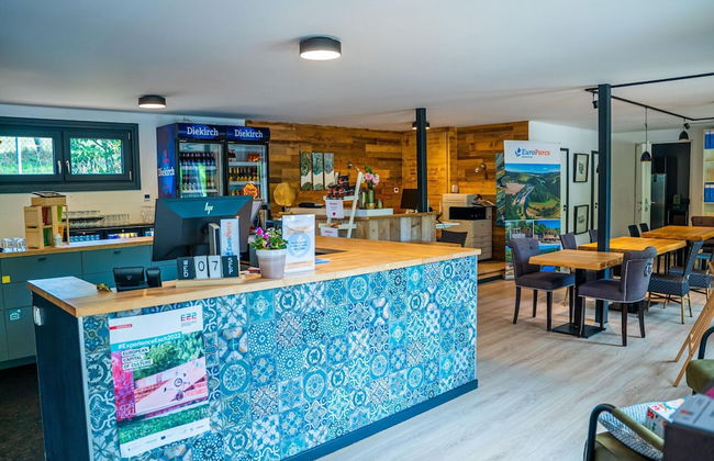 Modern Chalet With Dishwasher, in a Holiday Park, in a Natural Environment - Foto 21