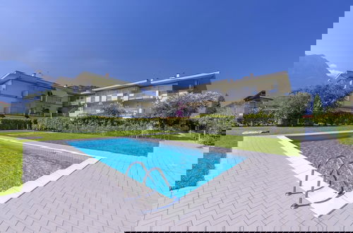 Photo 1 - Torbole Relax Pool Balcony Apartment