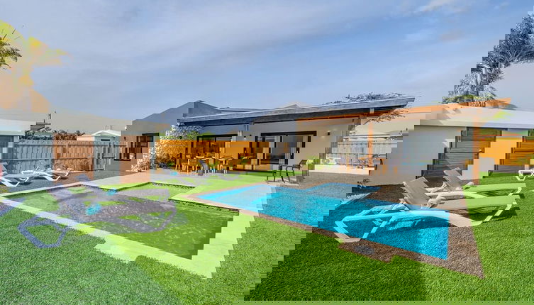 Foto 1 - Brand NEW 3br2ba w Private Pool Amazing Location
