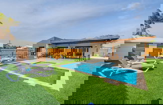 Foto 1 - Brand NEW 3br2ba w Private Pool Amazing Location