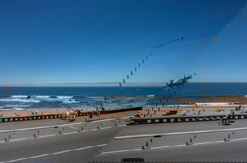 Foto 66 - Liiiving in Porto Luxury Beachfront Apartment III