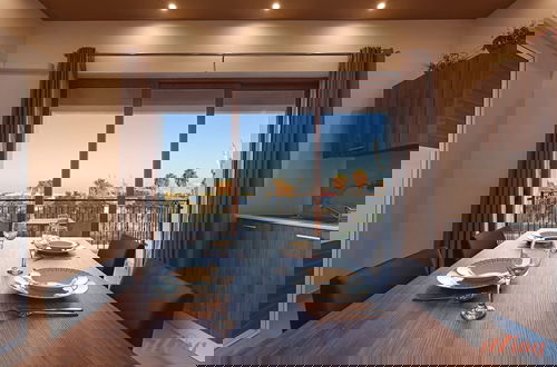 Photo 1 - Gem Beachfront Apt With Amazing Bay and Sea Views