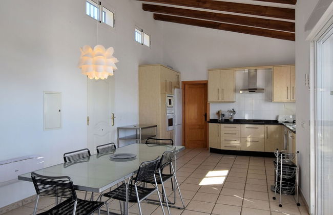 Villa in Arenas With Sea Views and Private Pool - Foto 20