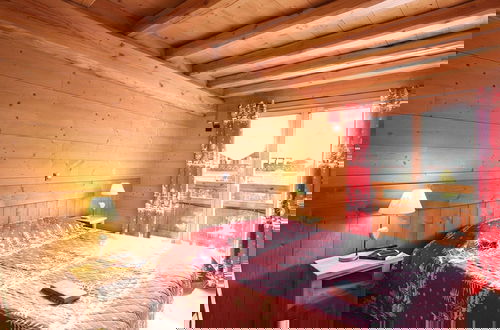 Foto 5 - Delightful Chalet With Sauna