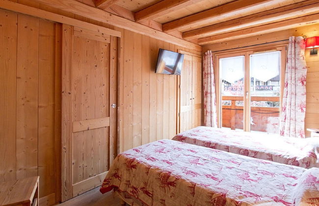 Chalet in Les Deux Alpes With Private Pool - Foto 2