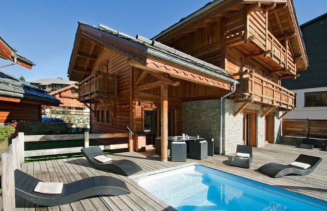 Chalet in Les Deux Alpes With Private Pool - Foto 12
