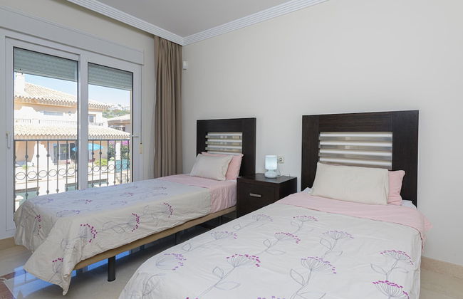 Villa Riviera in Urbanizaci n Riviera Sol - Foto 24
