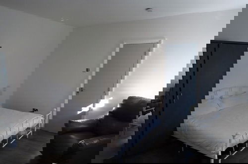 Foto 3 - Limehouse Townhomes Modern 4 Bedroom 3-bathroom Townhome With a Private Garden