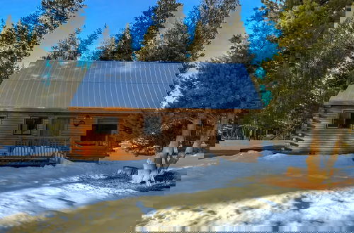 Foto 28 - Augies Authentic Log Cabin! Pets Welcome!