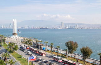 Foto 1 - Missafir Exceptional Flat With Sea View in Izmir