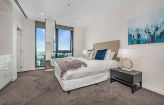 Photo 1 - Melbourne City Apartments Panoramic Skyview Penthouse