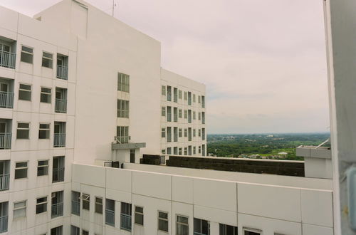 Photo 16 - Studio With Comfortable Design At Serpong Garden Apartment