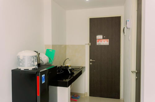 Photo 4 - Studio With Comfortable Design At Serpong Garden Apartment