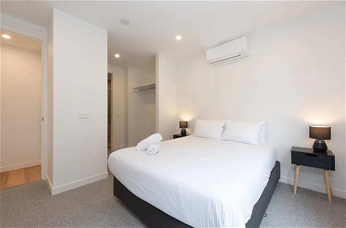 Photo 1 - Stylish 3 Bedroom With Free Parking