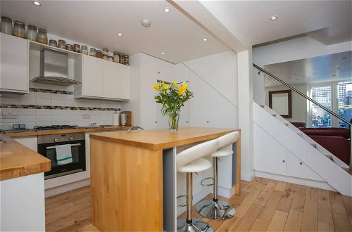Foto 11 - Stunning 3 Bedroom House With Garden in Battersea