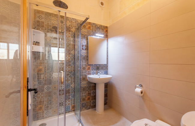Nadurin, Gozitan Villa 7 Bedr. & 2 Pools - Photo 13