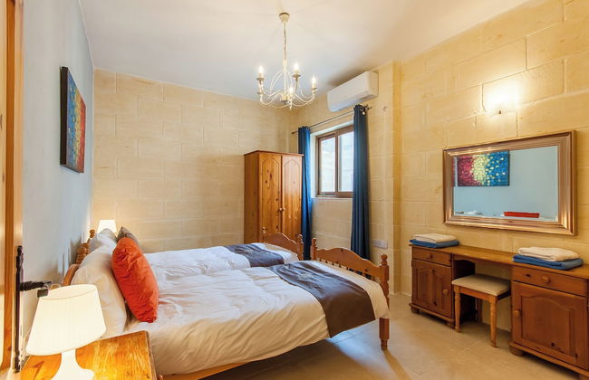Nadurin, Gozitan Villa 7 Bedr. & 2 Pools - Photo 5