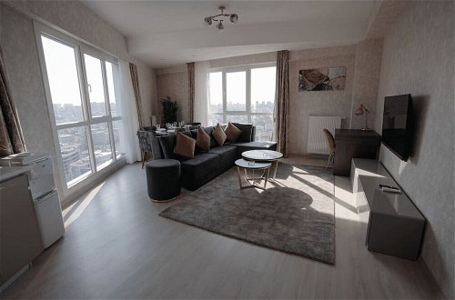 Photo 7 - Stylish 2-bedroom Apartment Near Mall of Istanbul