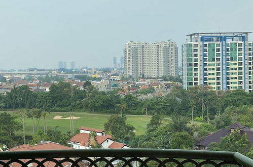 Photo 10 - Spacious And Homey 2Br At Nuasa Hijau Pondok Indah Apartment