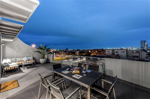 Photo 1 - StayCentral - Moonee Ponds Penthouse