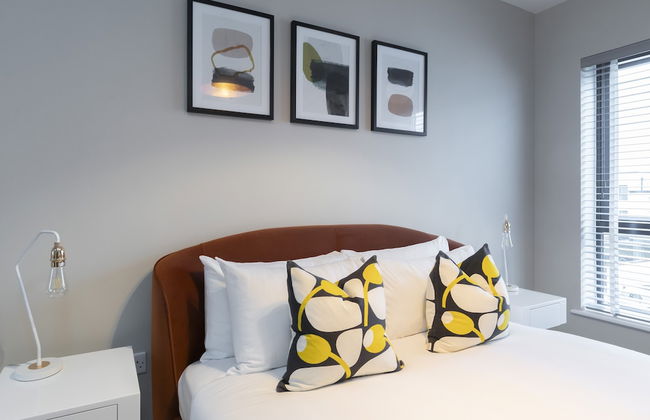 Elliot Oliver - Chic 2 Bedroom Town Centre Apartment - Foto 5