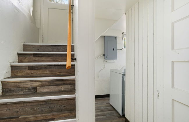 Inviting Bungalow Next to Unc - Free Cruiser Bikes! - Photo 24
