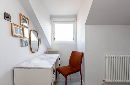 Foto 25 - Beautiful, Light and Spacious 2 Bedroom Flat in Clapham