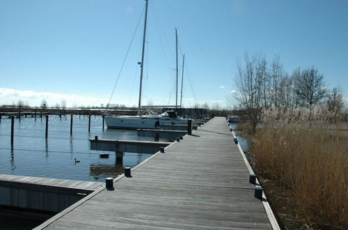 Foto 25 - Beautiful Houseboat in the Harbour of Volendam Near Centre