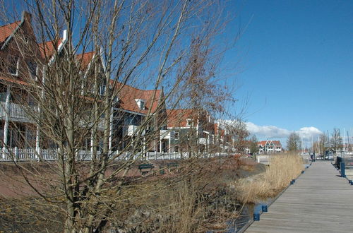 Foto 23 - Beautiful Houseboat in the Harbour of Volendam Near Centre