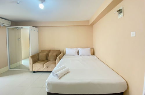 Foto 3 - Cozy Studio At 30Th Floor Bassura City Apartment